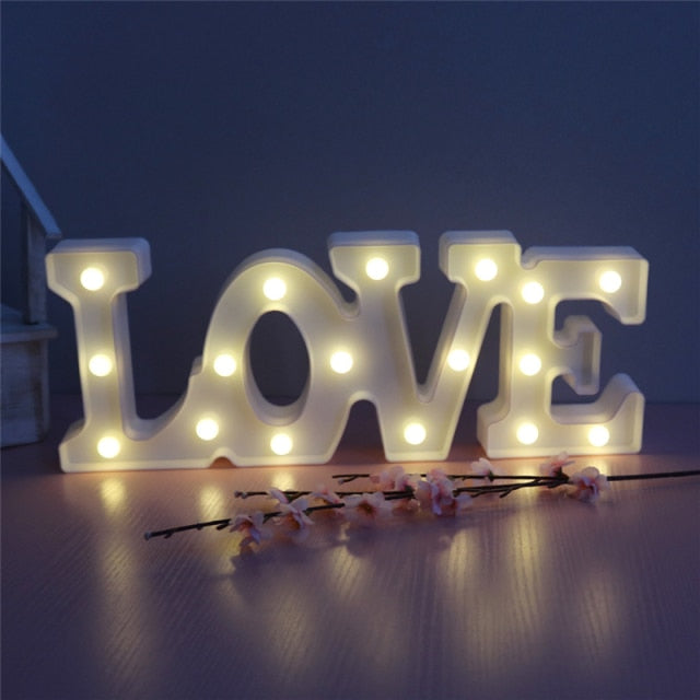 Декорація слово LOVE з підсвіткою LED